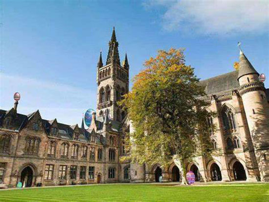 曼彻斯特大学法学硕士专业有哪些？课程设置？
