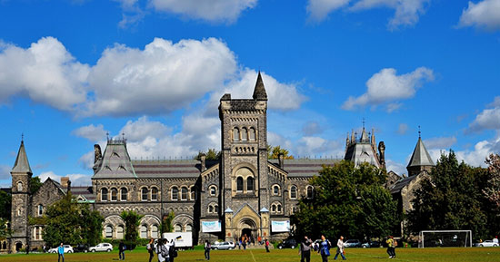 多伦多大学天文学和天体物理学专业主要学习什么课程？