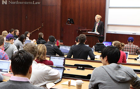 美国西北大学JD课程辅导：法学博士学位课程方向有哪些？