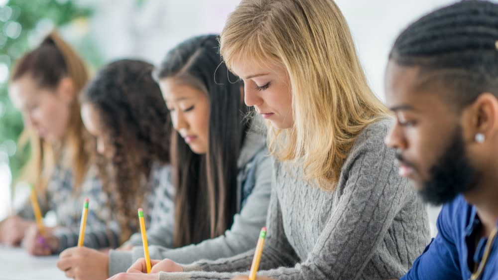 VCE中文第一语言考试辅导：口语和笔试部分怎么考？考纲知识点有哪些？