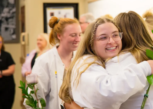 密歇根大学安娜堡分校口腔卫生本科课程主要学什么？