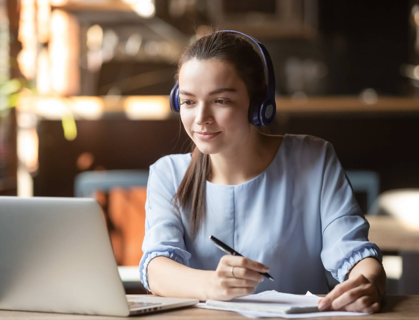 新加坡科廷大学IBUS1001 A1个人商业分析报告怎么写？